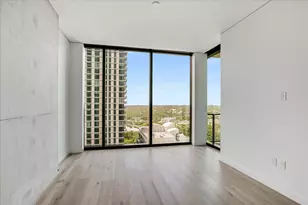 610 Davis St, Austin, TX 78701 - Photo 9