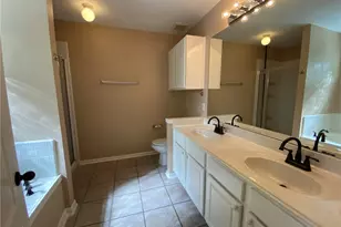 4 Muirfield Greens Cove, Lakeway, TX 78738 - Photo 13