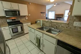 11609 Tallow Field Way, Austin, TX 78758 - Photo 7