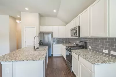 120 Lasino Drive, Georgetown, TX 78626 - Photo 9