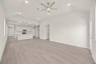 206 Hornet St, Elgin, TX 78621 - Photo 9