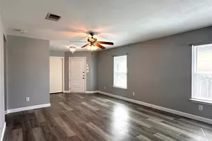 5604 Man O War Stretch Dr, Del Valle, TX 78617 - Photo 7