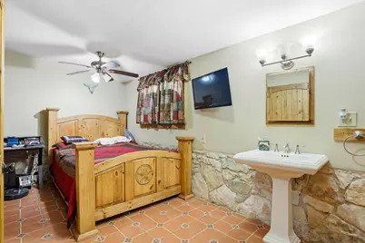 340 Rio Oak, Lakehills, TX 78063 - Photo 17