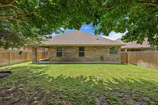 328 Lightcliff St, Hutto, TX 78634 - Photo 35