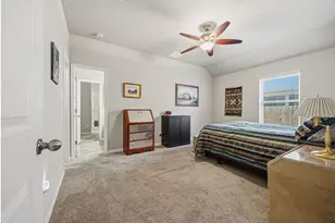 328 Lightcliff St, Hutto, TX 78634 - Photo 25