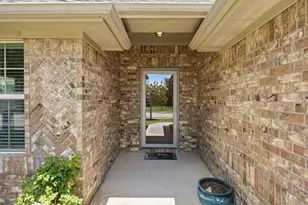 328 Lightcliff St, Hutto, TX 78634 - Photo 5