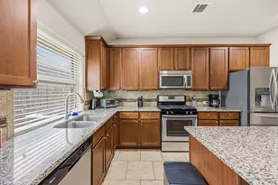 328 Lightcliff St, Hutto, TX 78634 - Photo 11