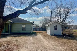 111 Mariah Dr, Kyle, TX 78640 - Photo 3