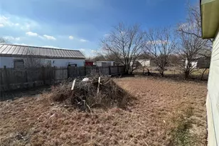 111 Mariah Dr, Kyle, TX 78640 - Photo 23