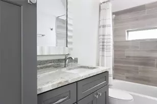 1120 Omega Ave, Austin, TX 78721 - Photo 17