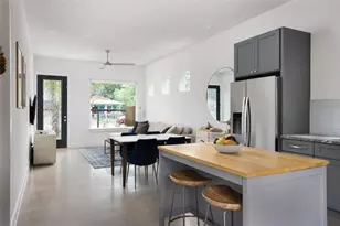 1120 Omega Ave, Austin, TX 78721 - Photo 5