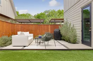 1120 Omega Ave, Austin, TX 78721 - Photo 21