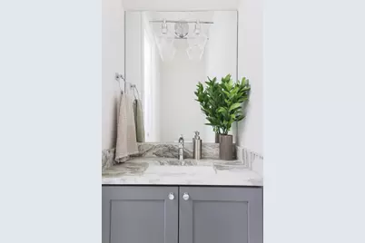 1120 Omega Avenue #1, Austin, TX 78721 - Photo 9