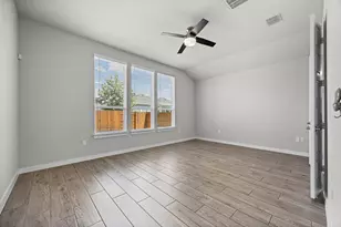 8317 Donnelley Dr, Austin, TX 78744 - Photo 21
