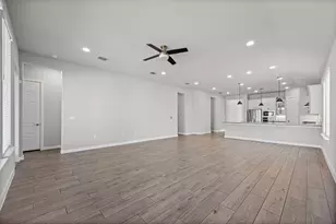 8317 Donnelley Dr, Austin, TX 78744 - Photo 13