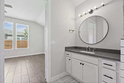 8317 Donnelley Drive, Austin, TX 78744 - Photo 23