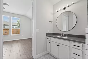 8317 Donnelley Dr, Austin, TX 78744 - Photo 23