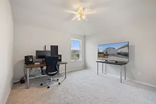408 Black Opal Dr, Jarrell, TX 76537 - Photo 15