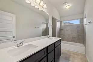 408 Black Opal Dr, Jarrell, TX 76537 - Photo 17