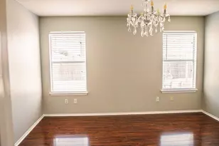 135 Holmstrom St, Hutto, TX 78634 - Photo 7