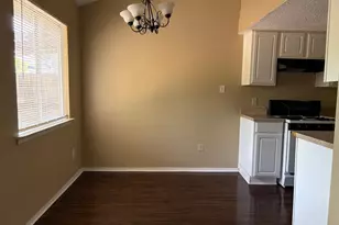 1907 Townesouth Cir, Austin, TX 78741 - Photo 13