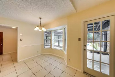12401 Knoll Ridge Drive, Austin, TX 78758 - Photo 9