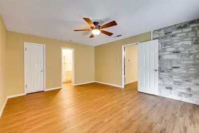 12401 Knoll Ridge Drive, Austin, TX 78758 - Photo 15