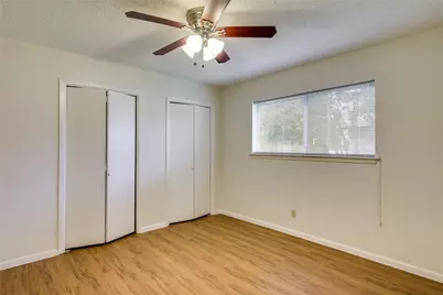 12401 Knoll Ridge Drive, Austin, TX 78758 - Photo 19