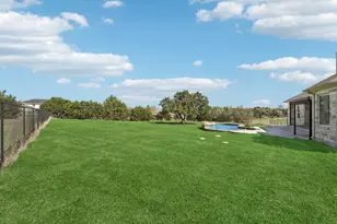 124 Sunrise Cir, Liberty Hill, TX 78642 - Photo 33