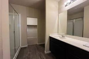 501 Cibolo Creek Dr, Kyle, TX 78640 - Photo 9