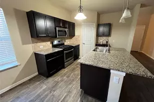 501 Cibolo Creek Dr, Kyle, TX 78640 - Photo 7