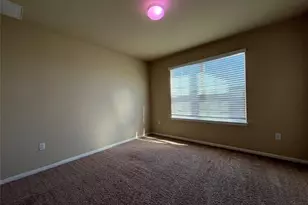 501 Cibolo Creek Dr, Kyle, TX 78640 - Photo 17