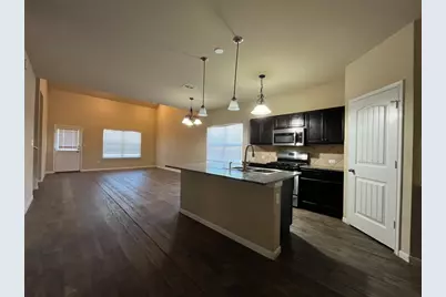 501 Cibolo Creek Drive, Kyle, TX 78640 - Photo 3