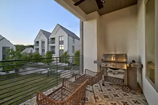 2512 Watkins Wy, Austin, TX 78746 - Photo 39