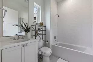 2512 Watkins Wy, Austin, TX 78746 - Photo 33