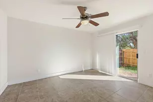 13420 Lyndhurst St, Austin, TX 78729 - Photo 23