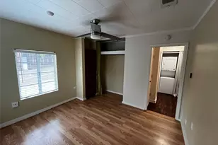 1011 E 9th St, Austin, TX 78702 - Photo 9