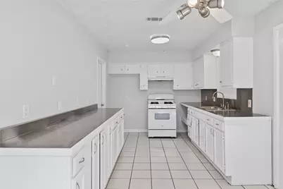 5502 Salem Walk Drive, Austin, TX 78745 - Photo 7