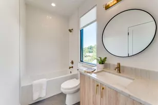 1901 Hamilton Ave, Austin, TX 78702 - Photo 15