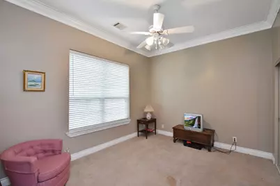 208 E 20th Street, Cameron, TX 76520 - Photo 15
