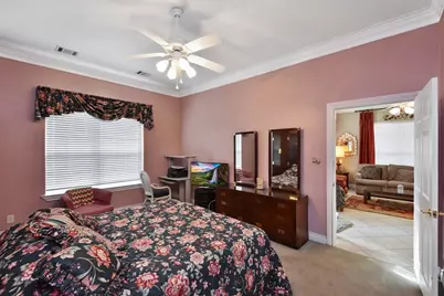 208 E 20th Street, Cameron, TX 76520 - Photo 9