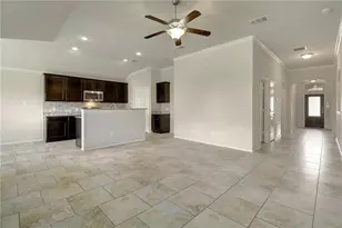 330 Briar Park Dr, Georgetown, TX 78626 - Photo 5