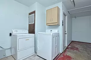 2103 Falcon Hill Dr, Austin, TX 78745 - Photo 13