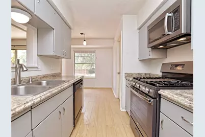 2103 Falcon Hill Drive, Austin, TX 78745 - Photo 5