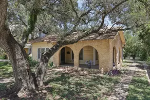 514 S Main St, Lockhart, TX 78644 - Photo 21