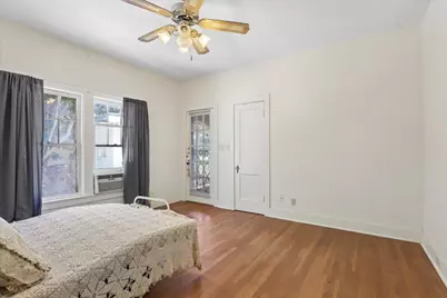 514 S Main Street, Lockhart, TX 78644 - Photo 11