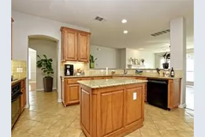 2737 Plantation Drive, Round Rock, TX 78681 - Photo 9