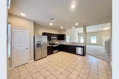 1521 Maier Drive, Pflugerville, TX 78660 - Photo 7