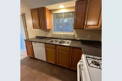 7208 Creekside Drive #C, Austin, TX 78752 - Photo 7