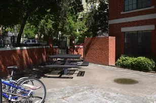 712 W 21st St, Austin, TX 78705 - Photo 3